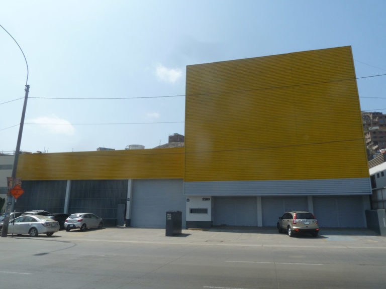 LOCAL INDUSTRIAL EN ALQUILER – Av. Nicolas Ayllón